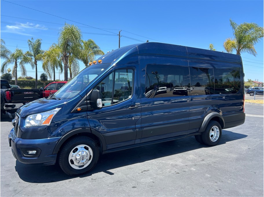 2022 Ford Transit Passenger
