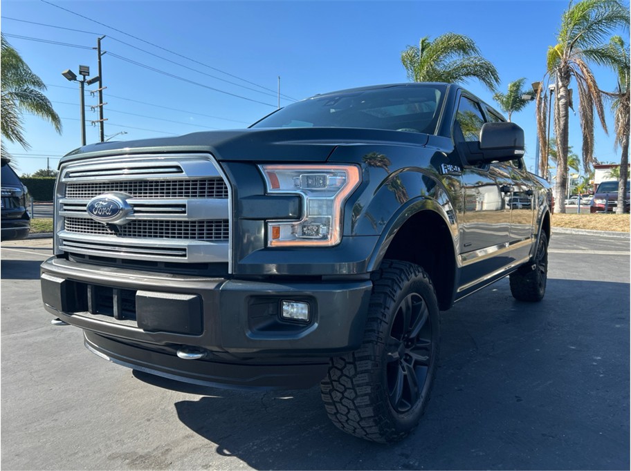 Light Gray 2015 Ford F-150 Pickup Truck Four-Wheel Drive 6-Speed Automatic