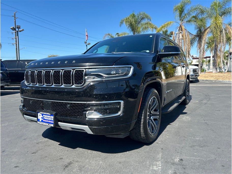 Black 2023 Jeep Wagoneer L SUV / Crossover 4X2 8-Speed Automatic