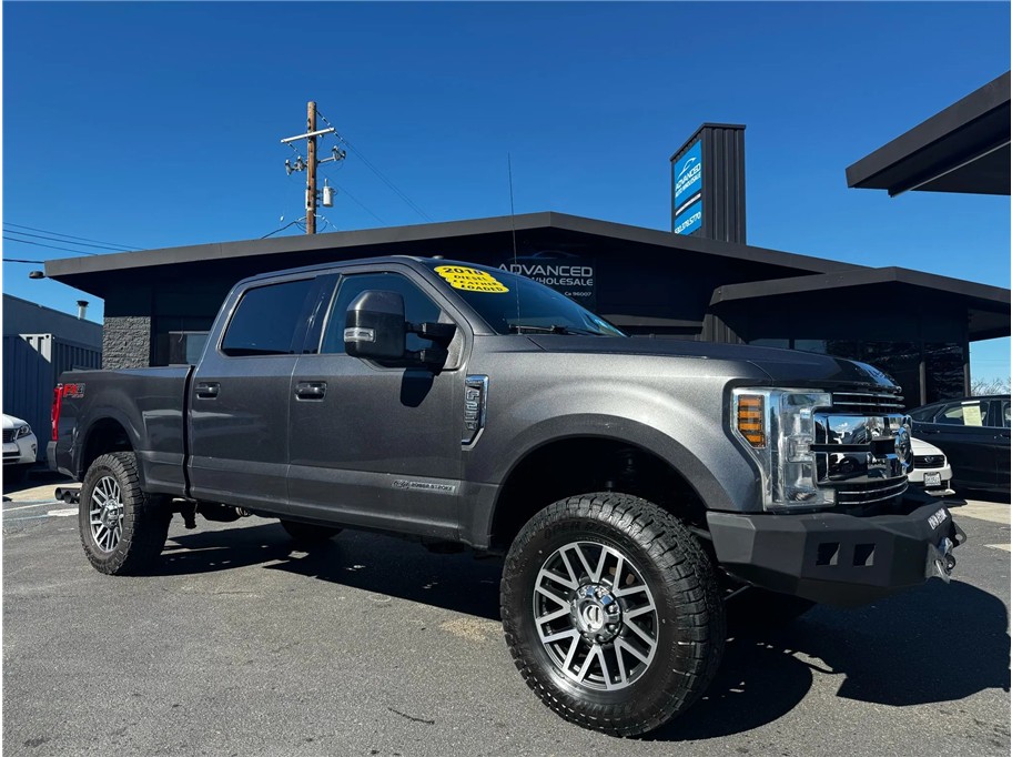 2018 Ford F-250 Super Duty Lariat Crew Cab 4WD