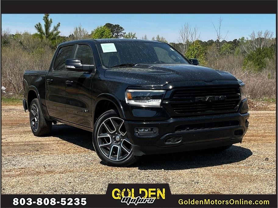 Black 2019 RAM 1500 Laramie Crew Cab 4WD Pickup Truck Four-Wheel Drive 8-Speed Automatic