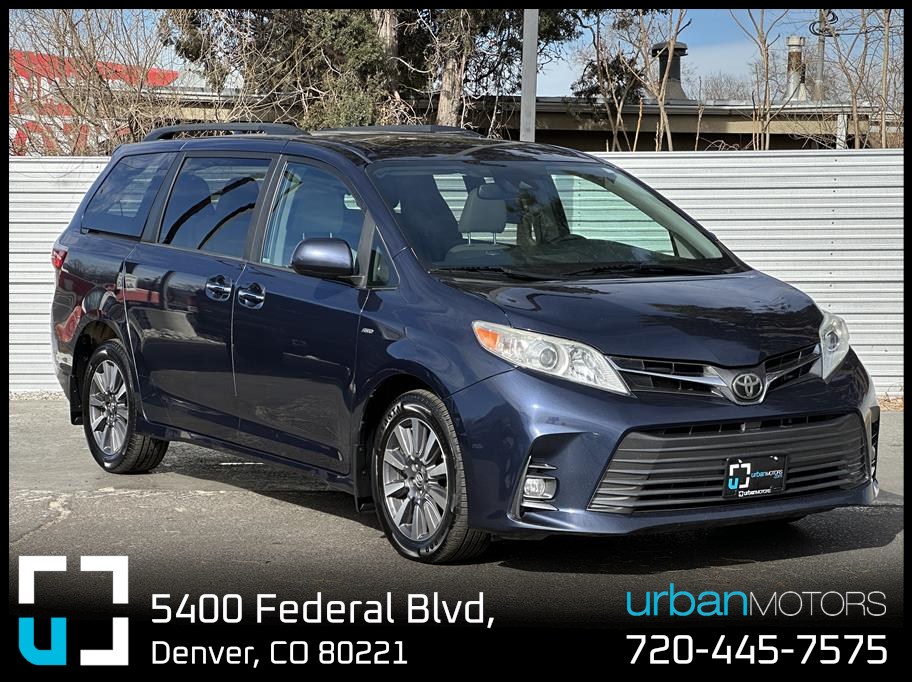 2019 Toyota Sienna XLE 7-Passenger AWD