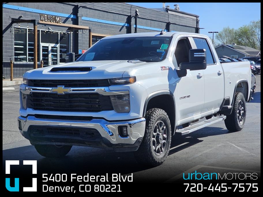 White 2024 Chevrolet Silverado 2500HD LT Crew Cab 4WD Pickup Truck Four-Wheel Drive Automatic