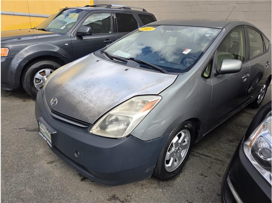 Gray 2005 Toyota Prius Hatchback Front-Wheel Drive Automatic