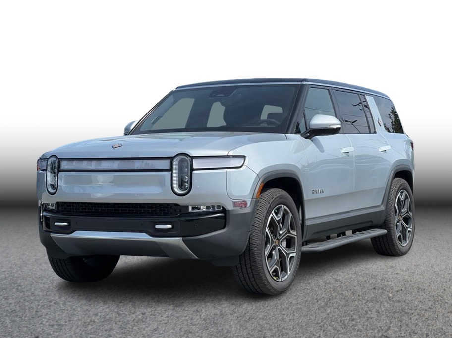 2024 Rivian R1S
