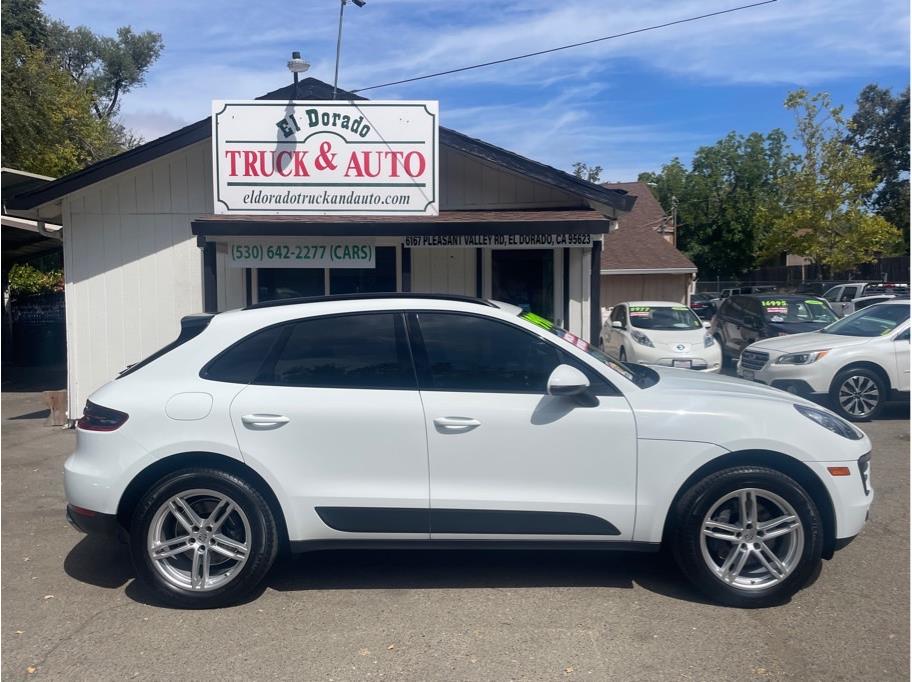 2018 Porsche Macan Macan