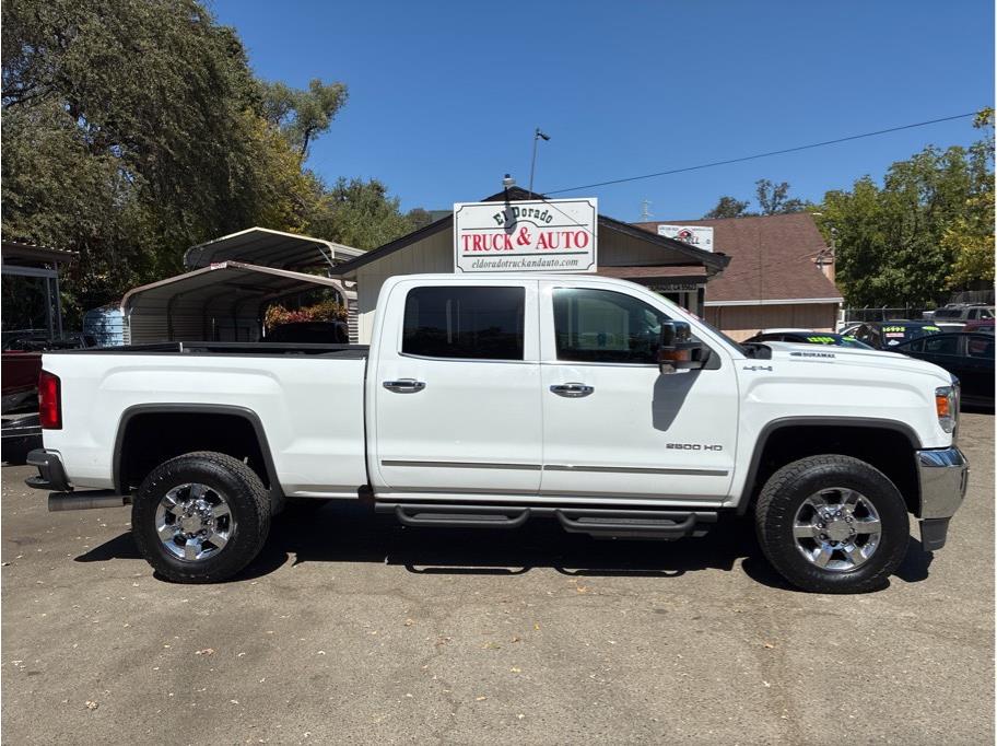 2018 GMC Sierra 2500 HD Crew Cab SLT