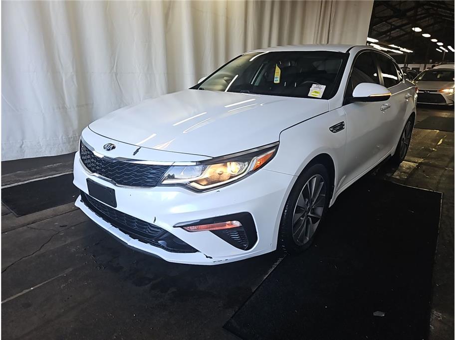 White 2019 Kia Optima Sedan Front-Wheel Drive 6-Speed Automatic