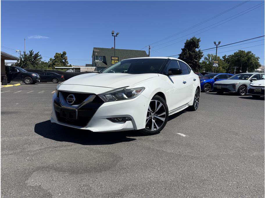 White 2018 Nissan Maxima Sedan Front-Wheel Drive Continuously Variable Transmission