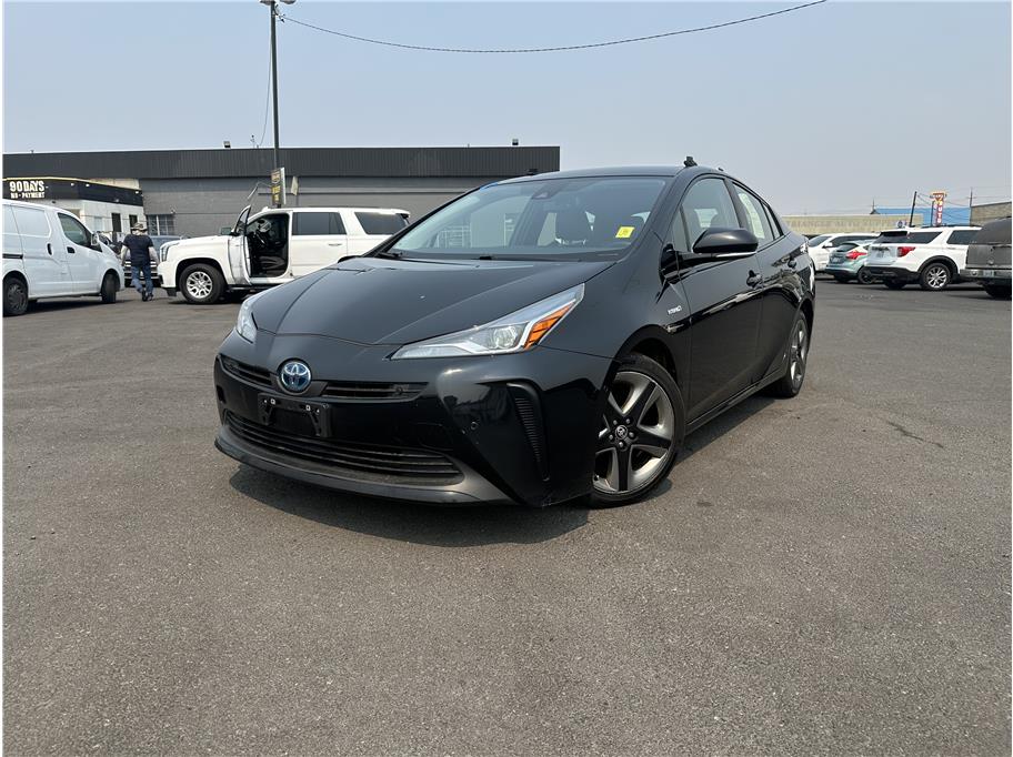 Black 2020 Toyota Prius Hatchback Front-Wheel Drive Continuously Variable Transmission