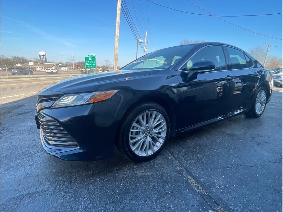 2019 Toyota Camry Hybrid XLE FWD