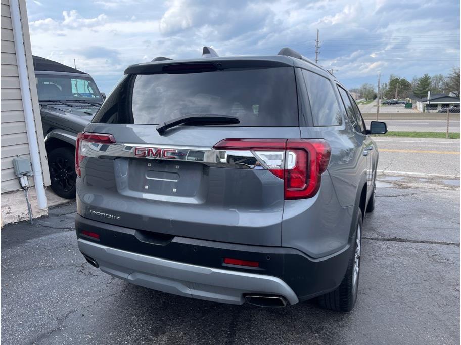 View vehicle photo 6