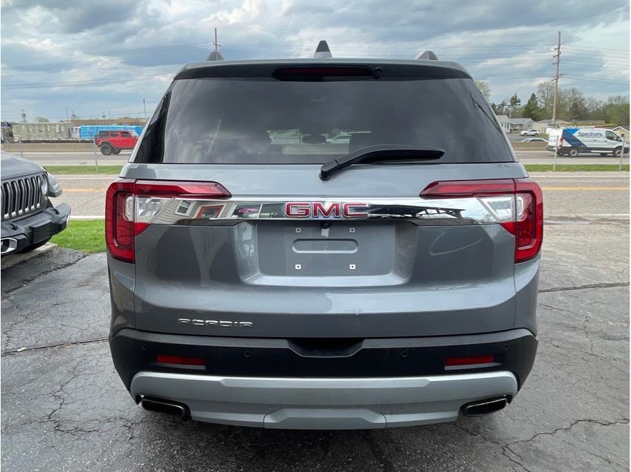 View vehicle photo 7