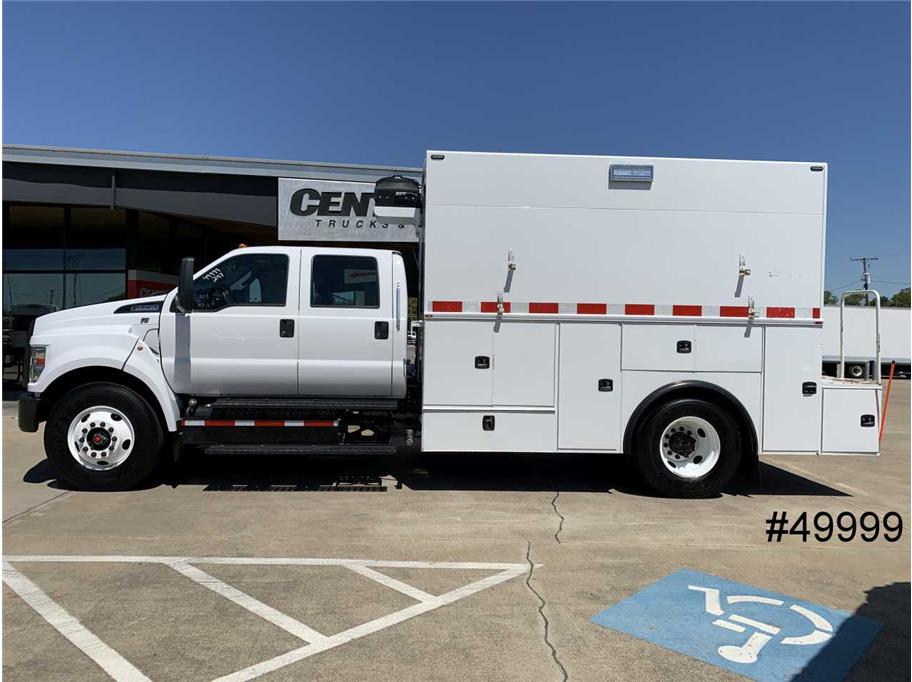2017 Ford F750