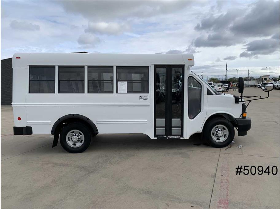 2017 Chevrolet 3500 Express