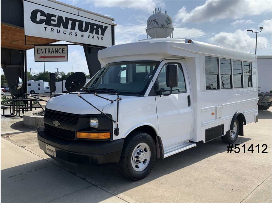 2015 Chevrolet Express 3500 139" WB's photo