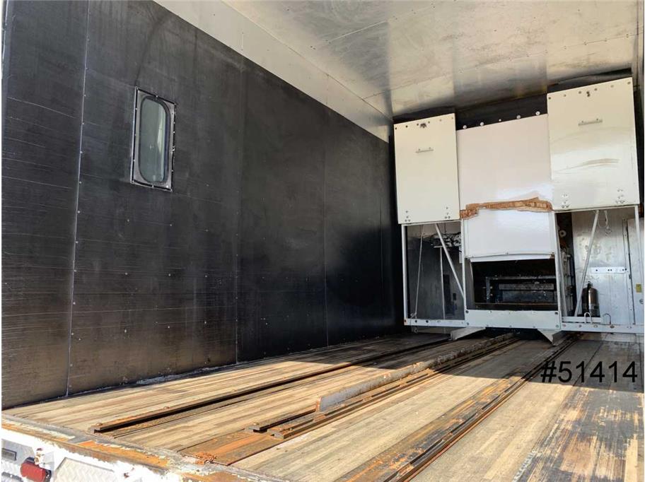 2018 Freightliner M2 106