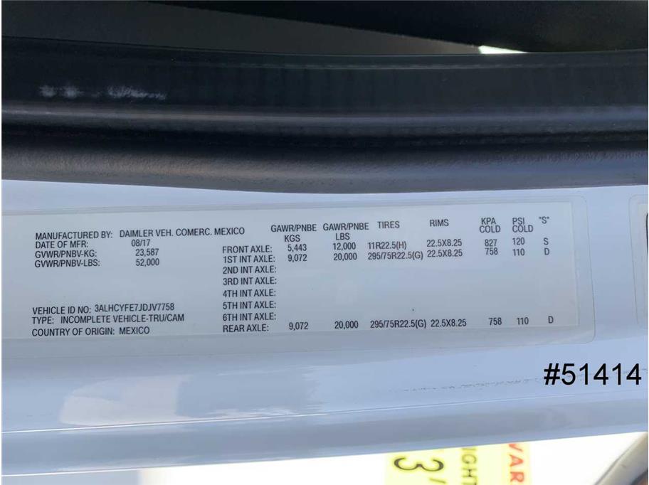 2018 Freightliner M2 106