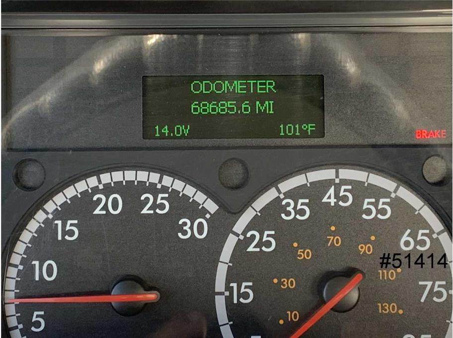 2018 Freightliner M2 106