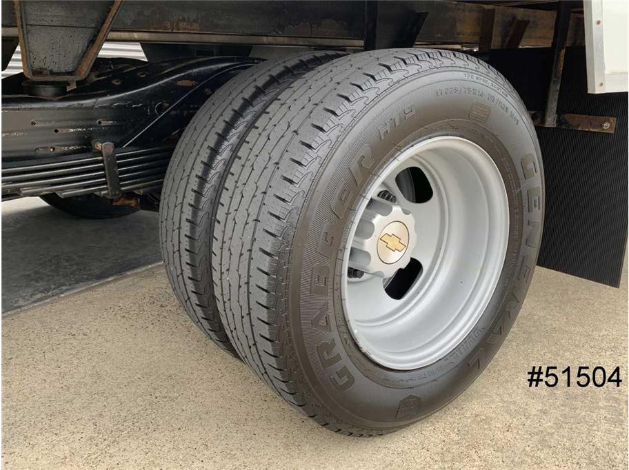 2023 Chevrolet 3500 Express DRW