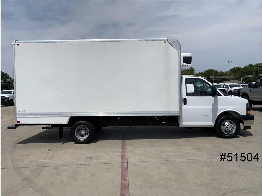 2023 Chevrolet 3500 Express DRW