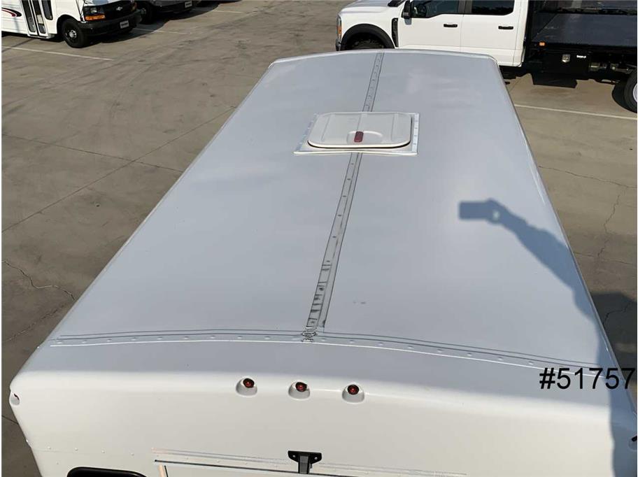 2023 GMC 3500 Savana