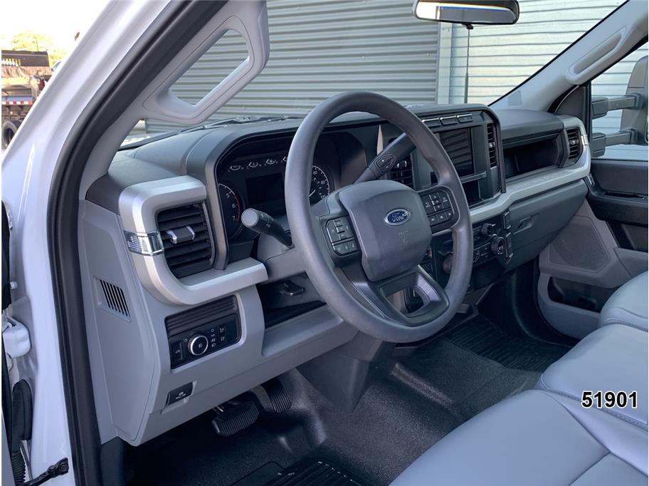 2024 Ford F-350 Super Duty XL - Photo 26