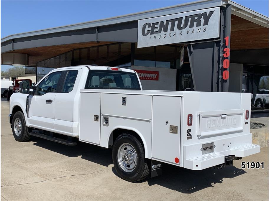 2024 Ford F-350 Super Duty XL - Photo 6