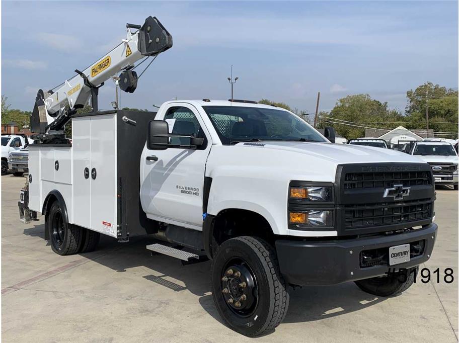 2021 Chevrolet Silverado MD - Photo 4