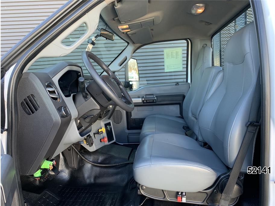 2022 Ford F-750 - Photo 23