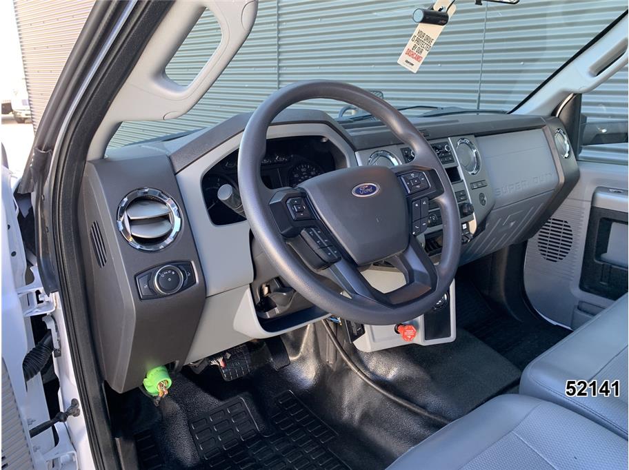 2022 Ford F-750 - Photo 25