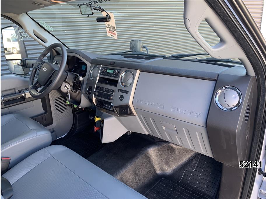 2022 Ford F-750 - Photo 26
