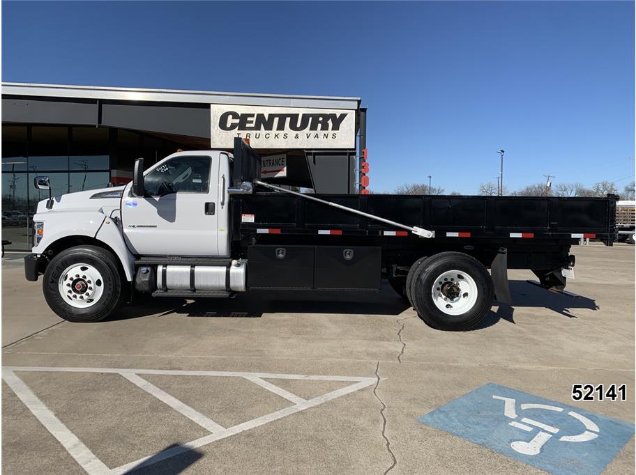 2022 Ford F750