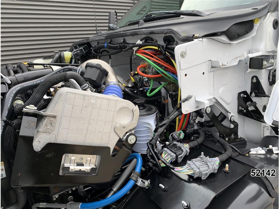 2022 Ford F-750 - Photo 14