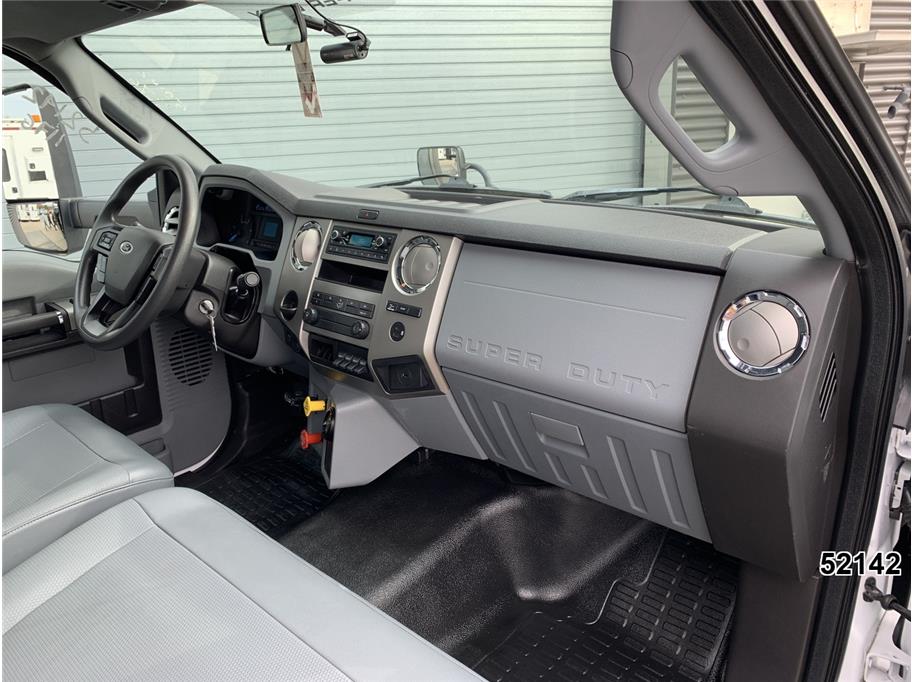 2022 Ford F-750 - Photo 26