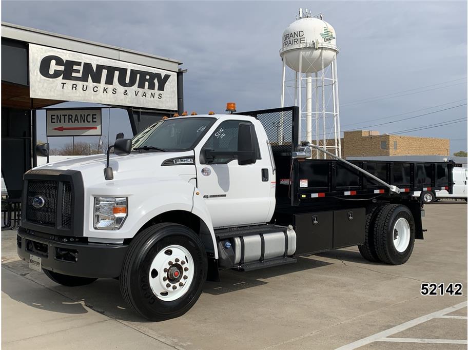 2022 Ford F-750 - Photo 3