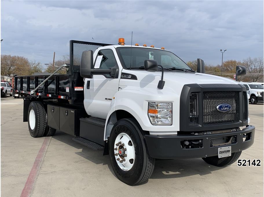 2022 Ford F-750 - Photo 4