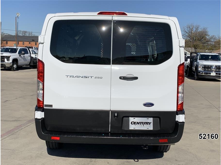 2024 Ford Transit 250