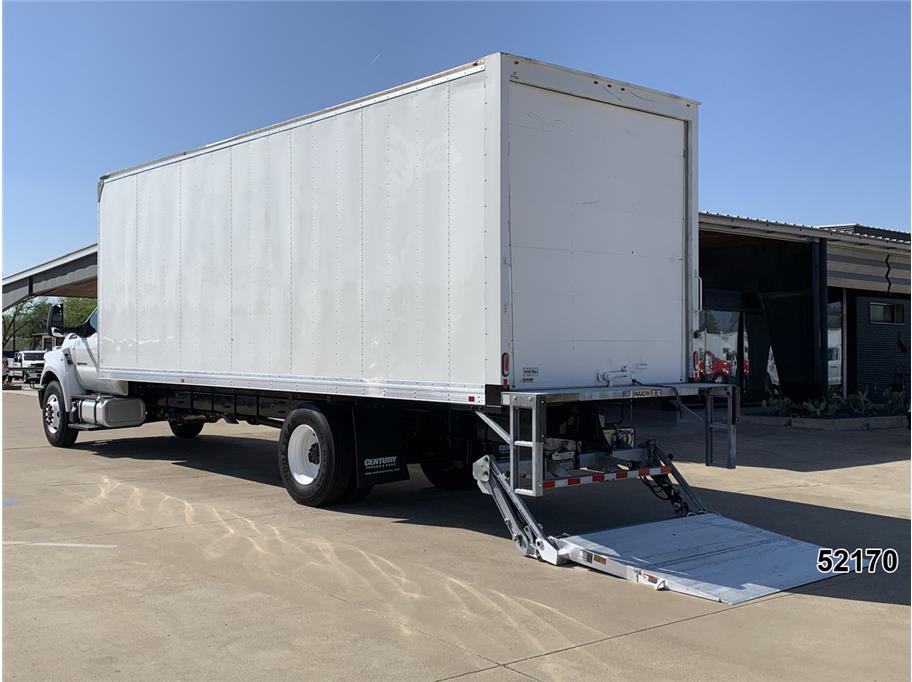 2022 Ford F750
