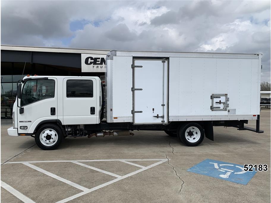 2017 Isuzu NPR HD - Photo 4