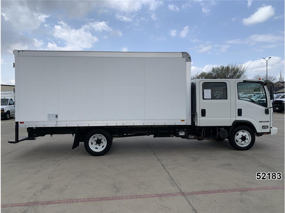 2017 Isuzu NPR HD - Photo 6