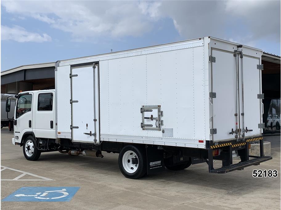2017 Isuzu NPR HD - Photo 7