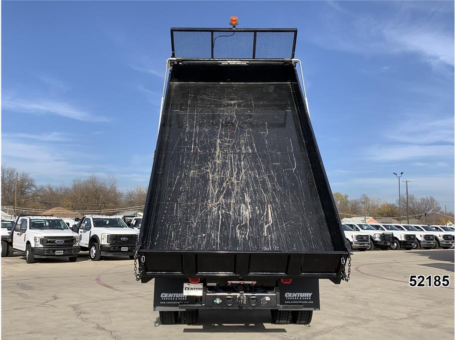 2022 Ford F-750 - Photo 11