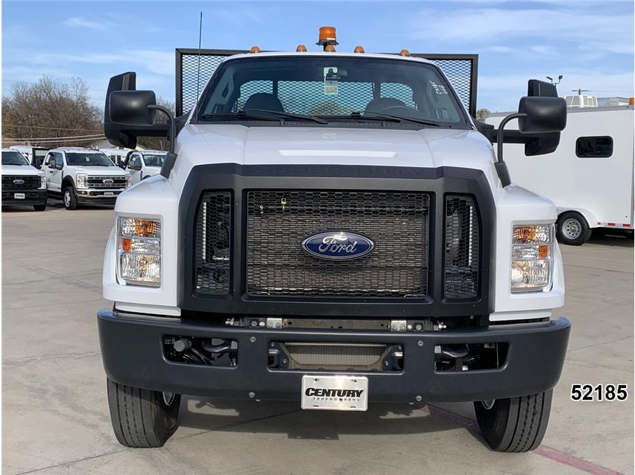 2022 Ford F-750 - Photo 12