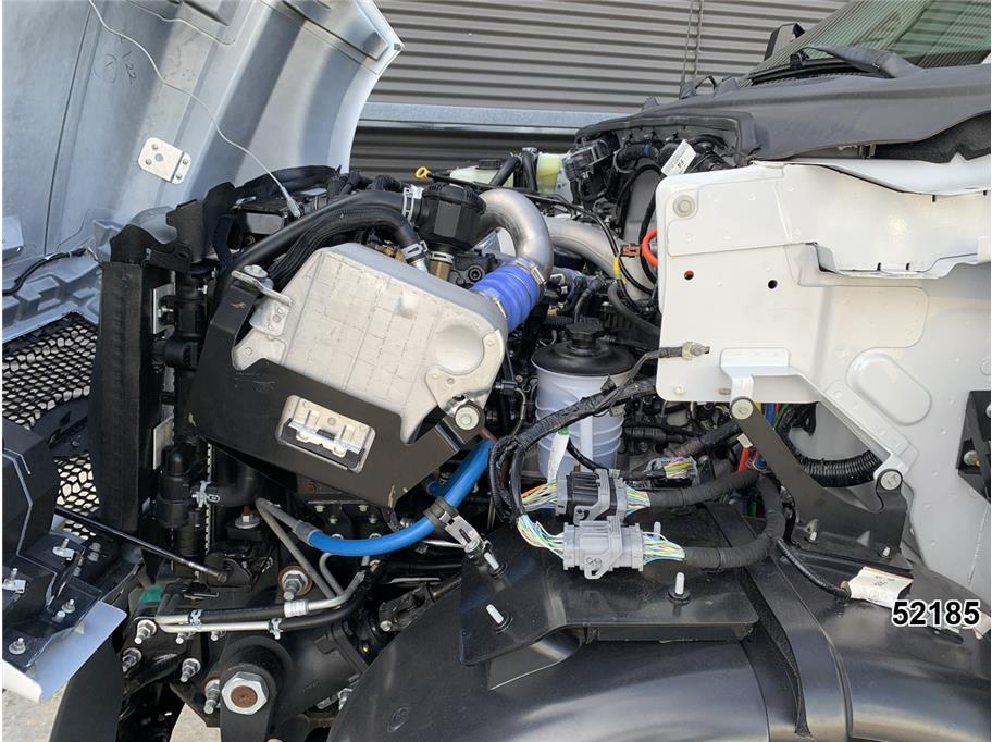 2022 Ford F-750 - Photo 13