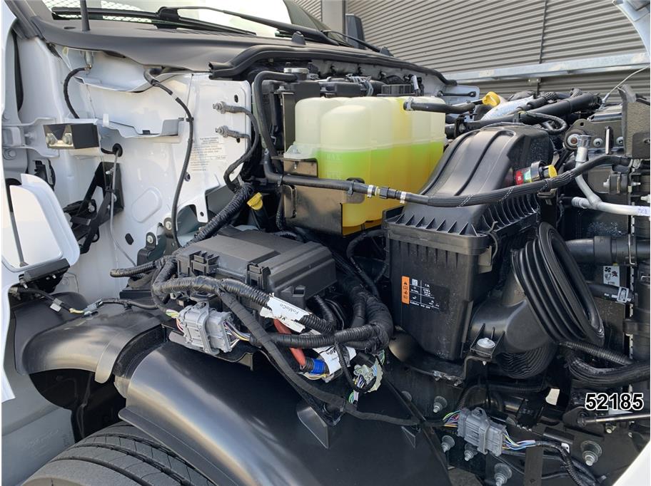 2022 Ford F-750 - Photo 16
