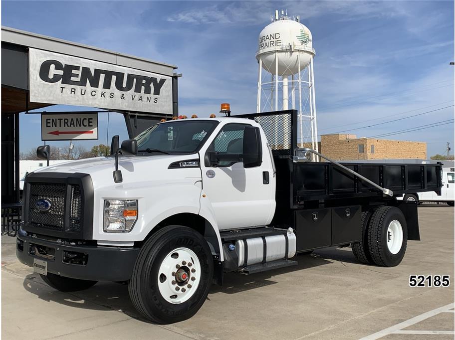 2022 Ford F750
