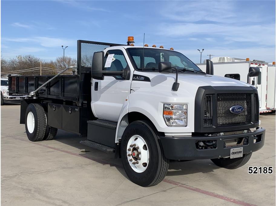 2022 Ford F750