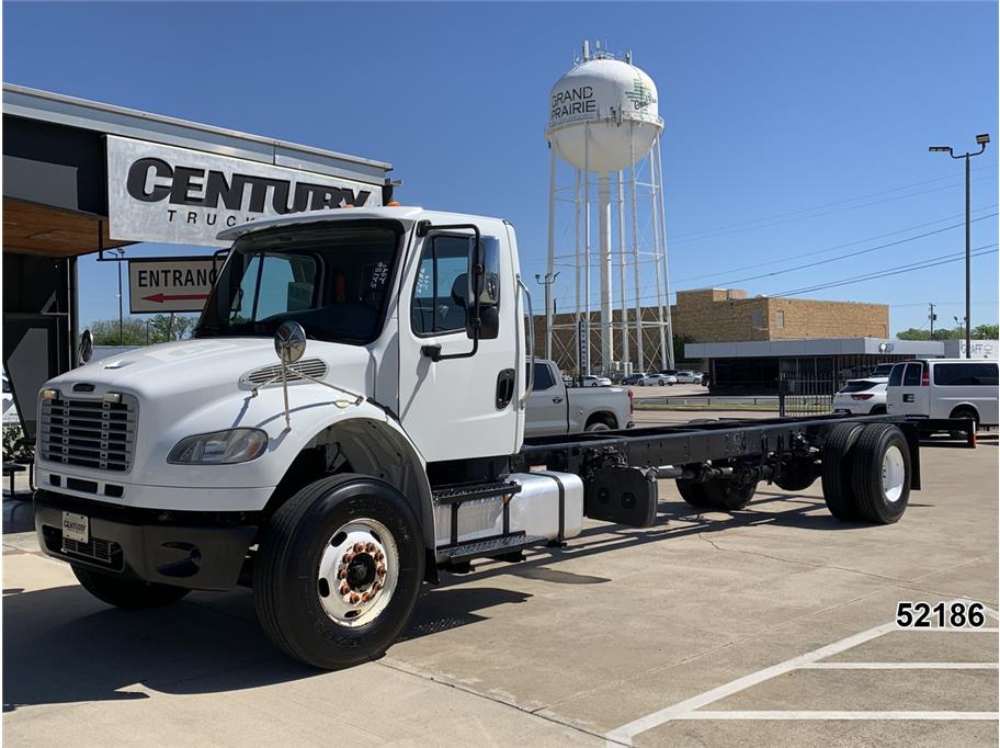 2015 Freightliner M2 106