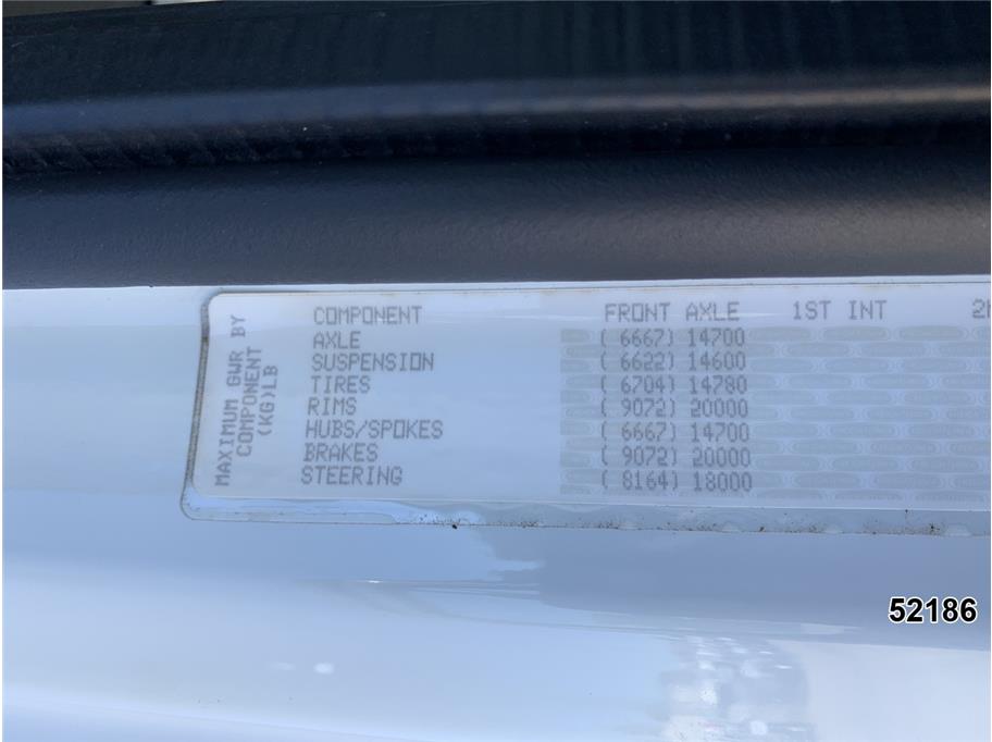 2015 Freightliner M2 106